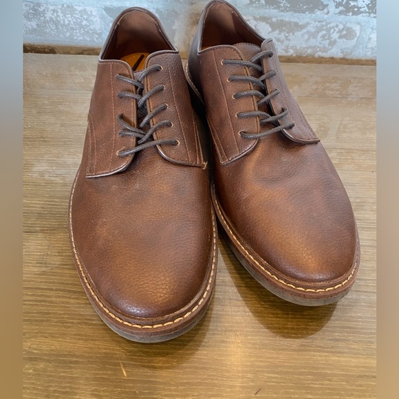 Like New Zara Brown Leather Oxford Style Shoe - Picture 2 of 7